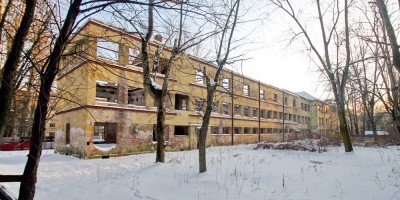 Кондратьевский проспект, 40, корпус 13, детский сад, руины