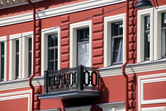 Балкон на Лиговском, 1