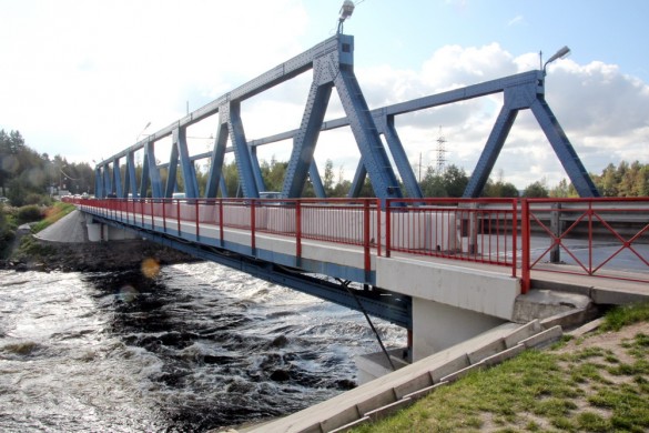 Мост через Вуоксу в поселке Лосево