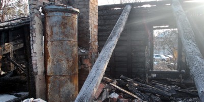 Печь после пожара на Ивановской