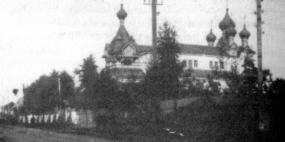 Церковь на улице Коммуны